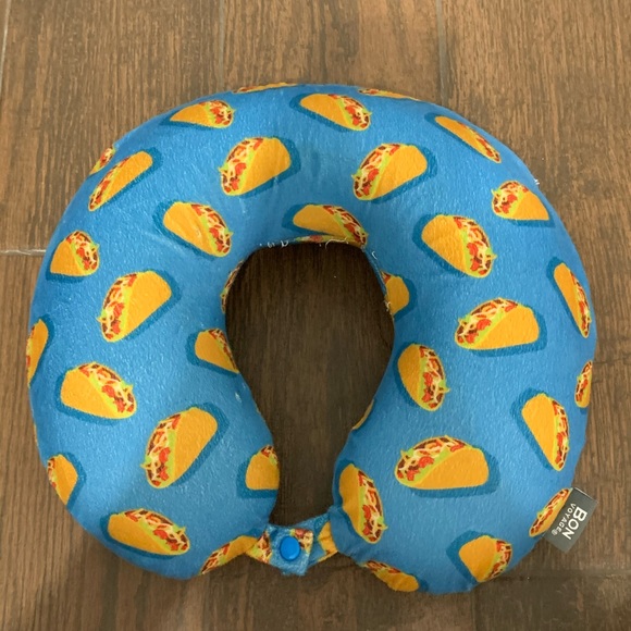 Neck pillow - Picture 1 of 1